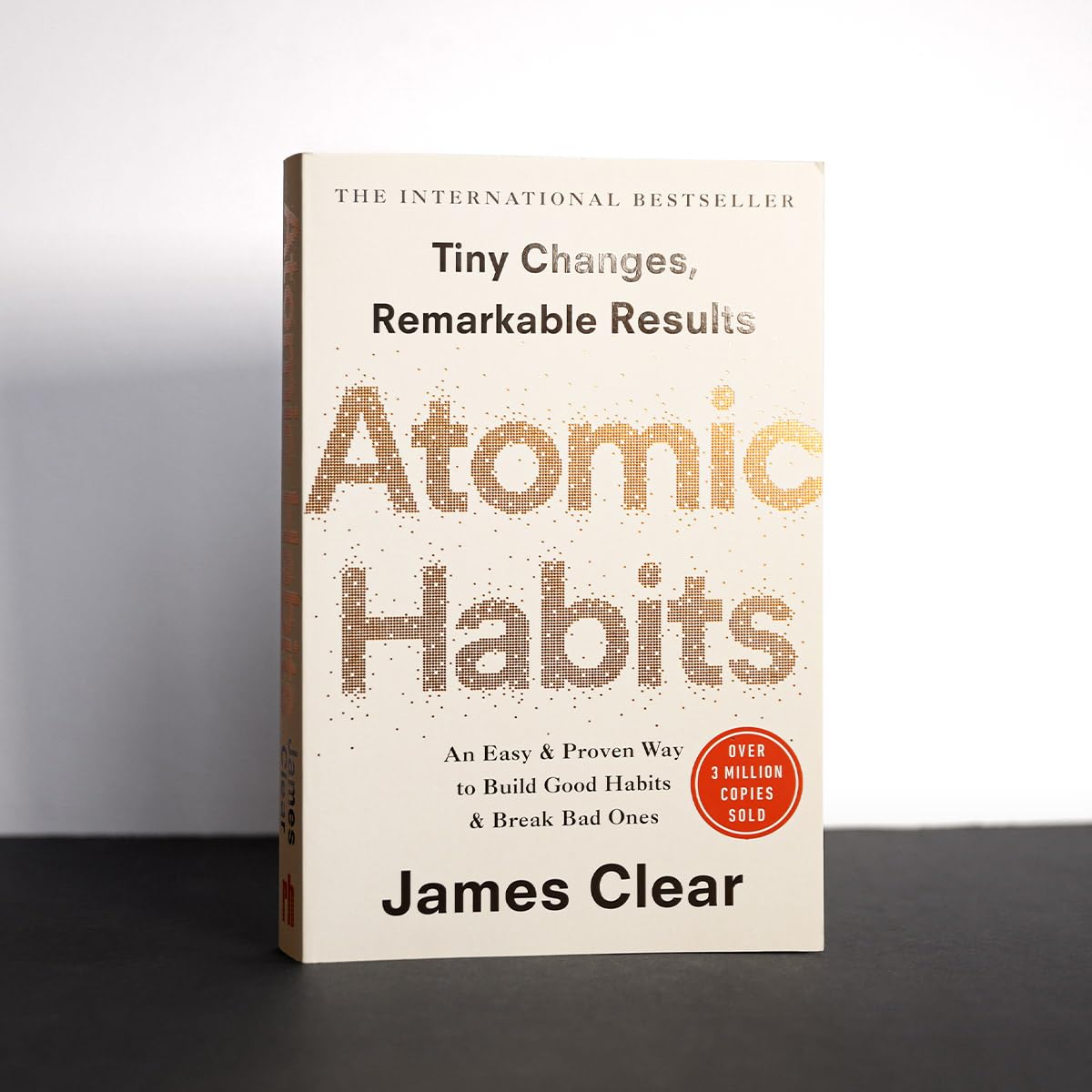 Atomic Habits: The life-changing million copy bestseller [Paperback] James Clear
