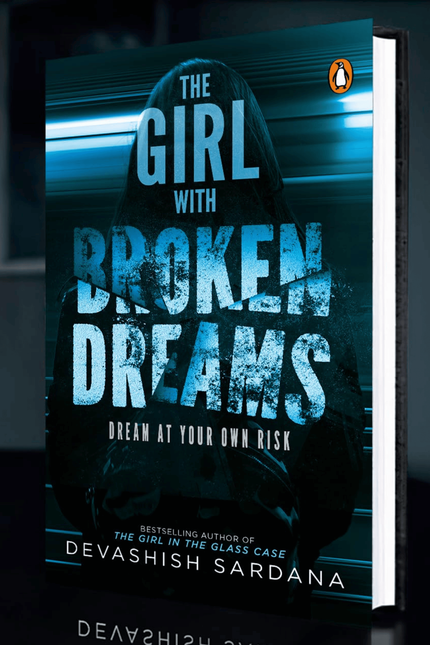 The Girl with Broken Dreams: Dream at Your Own Risk | Book 2 in the Simone Singh series | A Gripping Horror Mystery of Deception and Mind Games